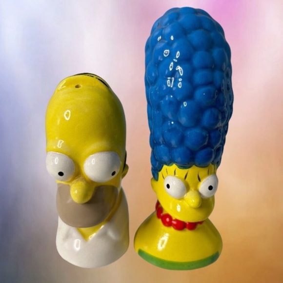 Fox Marge and Homer Simpson Salt & Pepper Shakers Host Pick - Picture 4 of 16